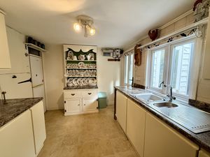 Photo 5- click for photo gallery